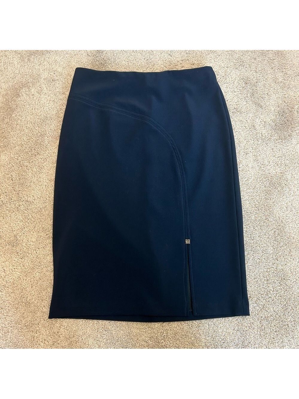 Bali dark navy blue stretchy pencil skirt Sz 6 NWT